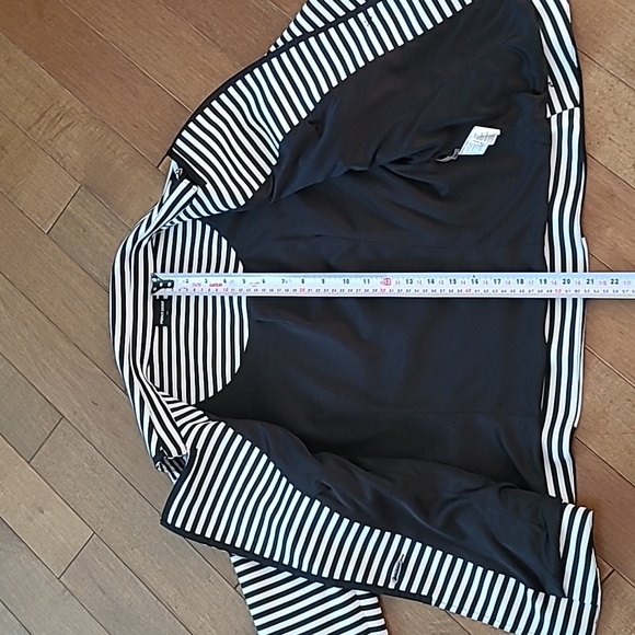 Point Zero Black and white Stripe Blazer Large - Picture 8 of 9
